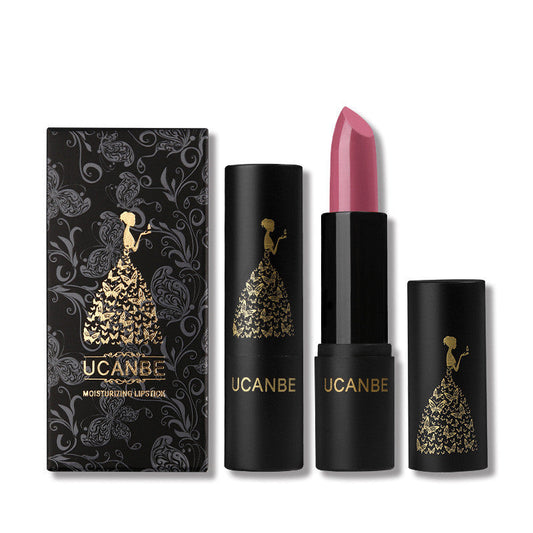 Nourishing Lipstick with Moisturizing Formula